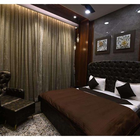 Вилла Mansion 6Bhk Лонавала Экстерьер фото