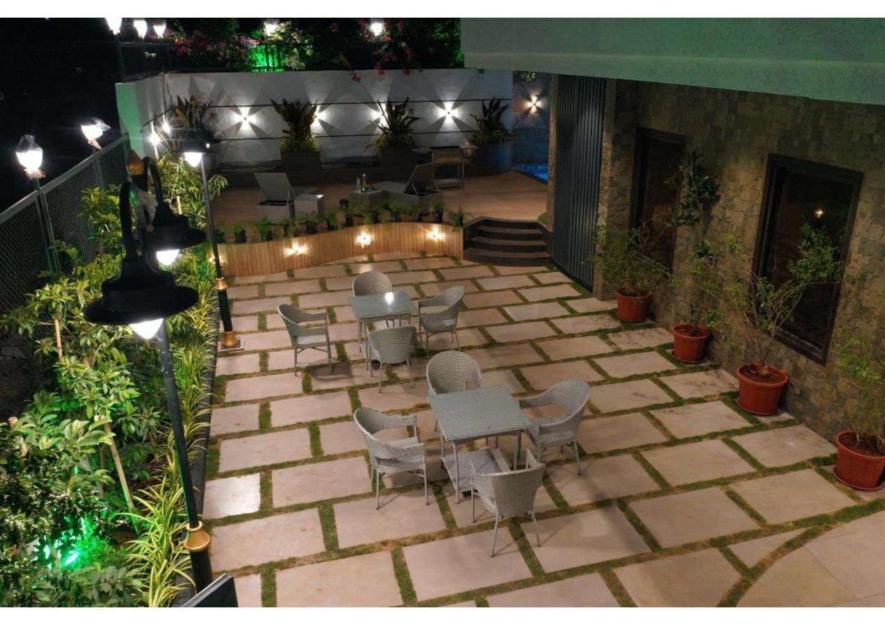 Вилла Mansion 6Bhk Лонавала Экстерьер фото